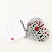 ウッド素朴モダンバレンタインデーLOVE赤いハート ノートブック (内部)