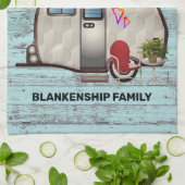 ウッド素朴ヴィンテージキャンパーレッドチェアキュートカスタム キッチンタオル (折り畳み)