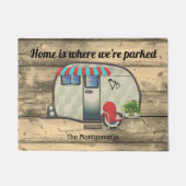 ウッド素朴ヴィンテージキャンパーレッドチェアキュートカスタムD ドアマット (正面)