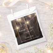 ウッド素朴新郎新婦サンキューウェディングパーティー フェイバーバッグ (クリップ留めされた状態)