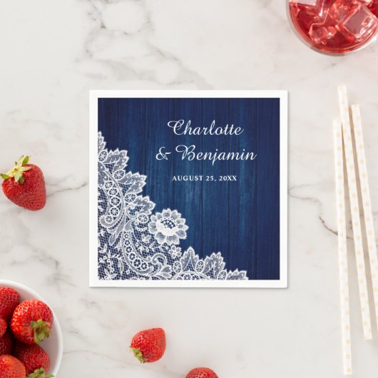 ウッド素朴&レースのネイビー結婚ブルーのナプキン スタンダードカクテルナプキン (インサイチュ)
