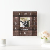 ウッパーソナライズされた素朴ド写真結婚の記念日 スクエア壁時計 (ホーム)
