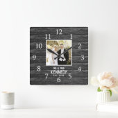 ウッ素朴ドパーソナライズされたの記念日の写真 スクエア壁時計 (ホーム)