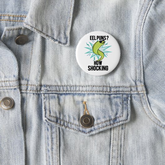 ウナギは動物のプーおもしろいンを打つ 缶バッジ (インサイチュ)