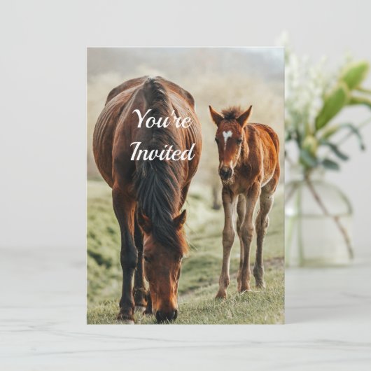 ウマかわいらしフォール写真誕生日 招待状 (スタンド正面)