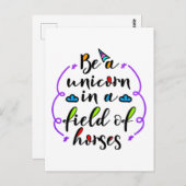 ウマの一角になるタイポグラフィ ポストカード (正面/裏面)