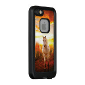 ウマズアットサンセット装飾用クッション LifeProof iPhoneケース (裏面/右)