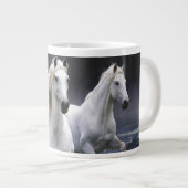 ウマランニングーズ装飾用クッション ジャンボコーヒーマグカップ (正面右)