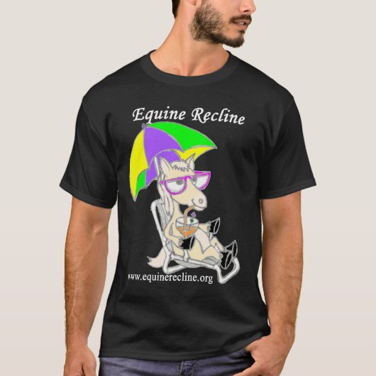 ウマ科の暗いワイシャツは横たわります Tシャツ (正面)