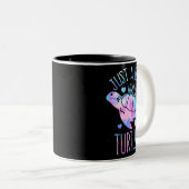 ウミガメが大好きな女の子パステル銀河系 ツートーンマグカップ (正面右)