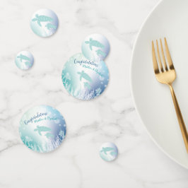 ウミガメが海の下で赤ちゃんシャワー コンフェッティ