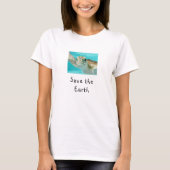 ウミガメで地球を救おう Tシャツ (正面)