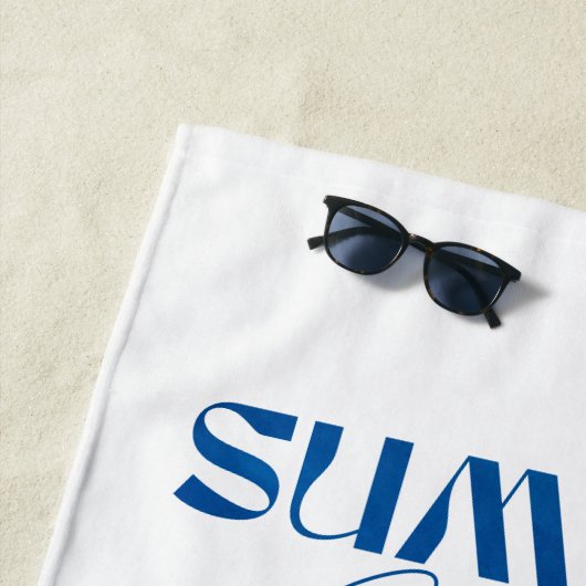 ウミガメのダークブルーの水色パーソナライズされた ビーチタオル (インサイチュ)