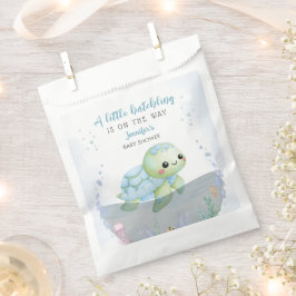 ウミガメのハッチリング少年ブルーベビーシャワー フェイバーバッグ