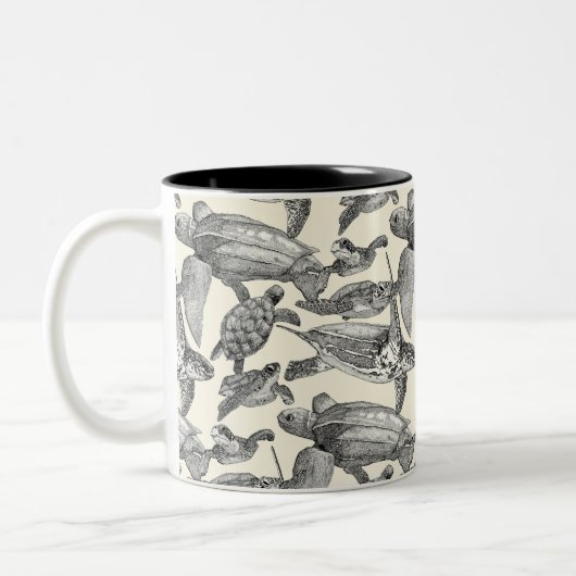 ウミガメのブラックパール ツートーンマグカップ (左)