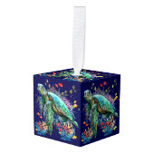 ウミガメの水中水色スタイル キューブオーナメント (正面アングル)