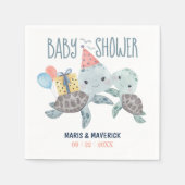 ウミガメの水色のベビーシャワーの下 スタンダードカクテルナプキン (正面)