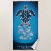 ウミガメビーチタオル – 潮流と一緒に泳ぐ ビーチタオル (正面)