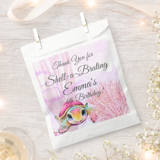 ウミガメ誕生日、海の下 フェイバーバッグ (クリップ留めされた状態)