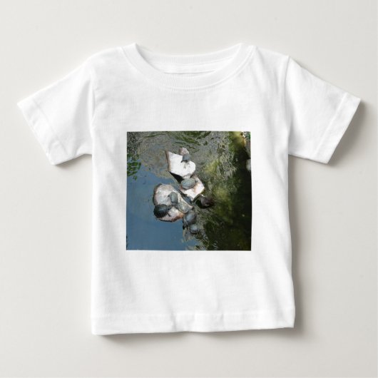 ウミガメ ベビーTシャツ (正面)