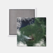 ウラウン火山ニューイギリス山頂 マグネット (正面/裏面)