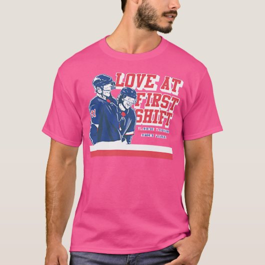ウラジミールTarasenko Artemi Panarin Love At First S Tシャツ (正面)
