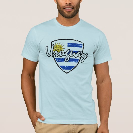 ウルグアイの盾のデザイン Tシャツ (正面)