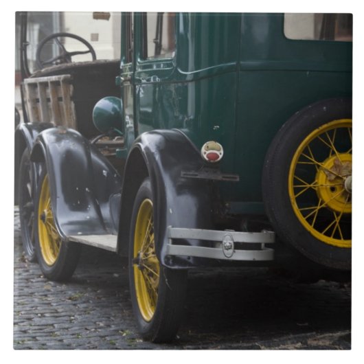 ウルグアイ、コロニア省、コロニアデル2 タイル (正面)