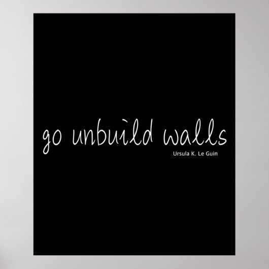 ウルスラKル・グインは壁をアンビルドする ポスター (正面)