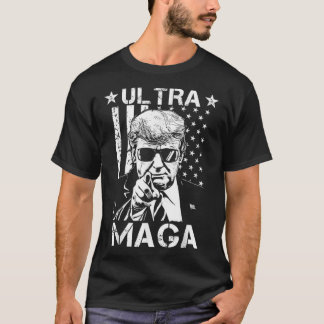 ウルトラおもしろいマガヴィンテージアメリカ国旗ウルトラマガ  Tシャツ