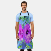 ウルトラバイオレット梅熱狂する紫ハイビスカス花 エプロン (着用した状態)