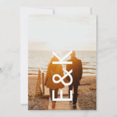 ウルトラモダンモノグラムはっきりしたフォトオーバーレイ結婚ズ 招待状 (裏面)