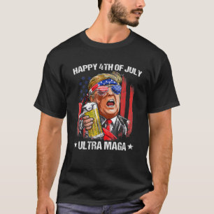 ウルトラ誇りを持ったマガプロトランプハッピーアメリカ7月4日 Tシャツ