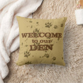 ウルフトラック(Welcome to our Den) クッション (ブランケット)