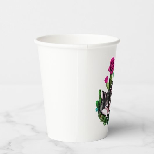 ウルフ24: 紙コップ (右)