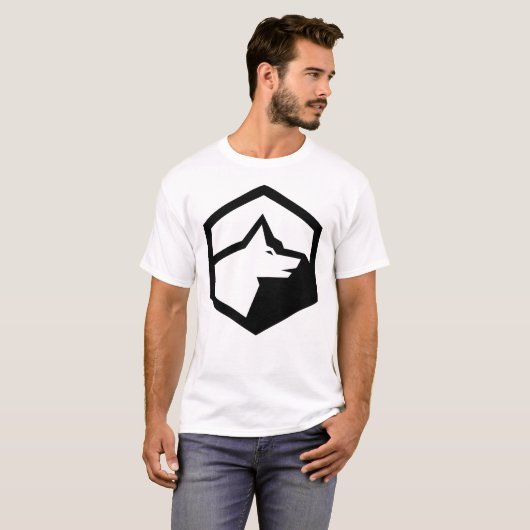 ウルフ・マウンテン・ホームステッド Tシャツ (正面フル)