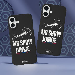 エアショー狂 Typography,アメリカ,クールな航空 iPhone 16 Plusケース