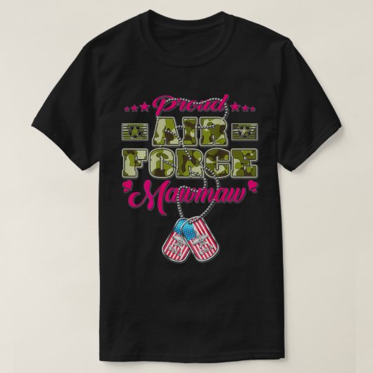 エアフォース誇りを持ったモーモー迷彩柄米国国旗の犬ラベルミリタ Tシャツ (デザイン正面)