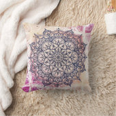 エアリーマンダラハッピーピンクパープルイエローブルー&金ゴールド クッション (ブランケット)