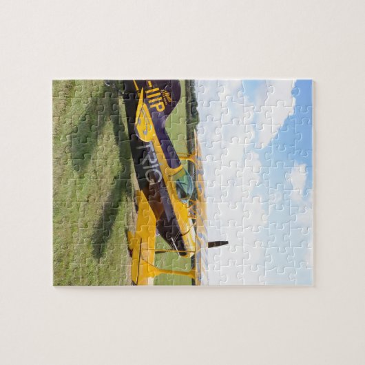 エアロバティック二飛行機オンザフィールド ジグソーパズル (横)