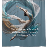 エアー飛んでいるヨガインストラクターピラティスフィットネス シャワーカーテン (正面)