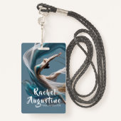 エアー飛んでいるヨガインストラクターピラティスフィットネス バッジ (裏面ランヤード)