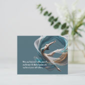 エアー飛んでいるヨガインストラクターピラティスフィットネス ポストカード (スタンド正面)