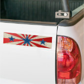 エイジド・グローリー - 赤、白、青 バンパーステッカー (トラック上)