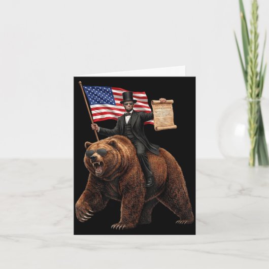 エイブラハム・リンカーンがクマに乗って宣言を掲げる面白い画像 エイブ カード (正面)