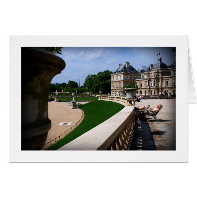 エイプリルインパリ (正面横)