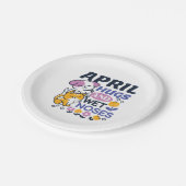 エイプリルハグとウェットノーズ – かわいい犬と猫のアート ペーパープレート (アングル)