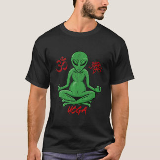 エイリアンおもしろいモンク瞑想デザインのためのヨガとアル Tシャツ