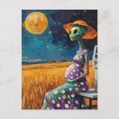 エイリアンが小麦畑で母親になる ポストカード (正面)