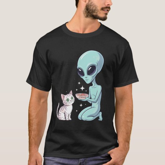 エイリアンが猫に餌やり Tシャツ (正面)
